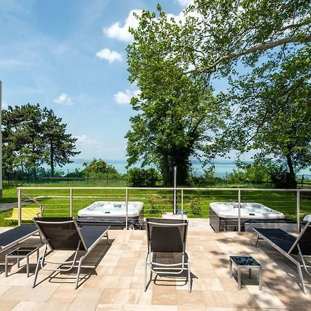 Magaspart Panzio Balatonfoldvar Exterior photo